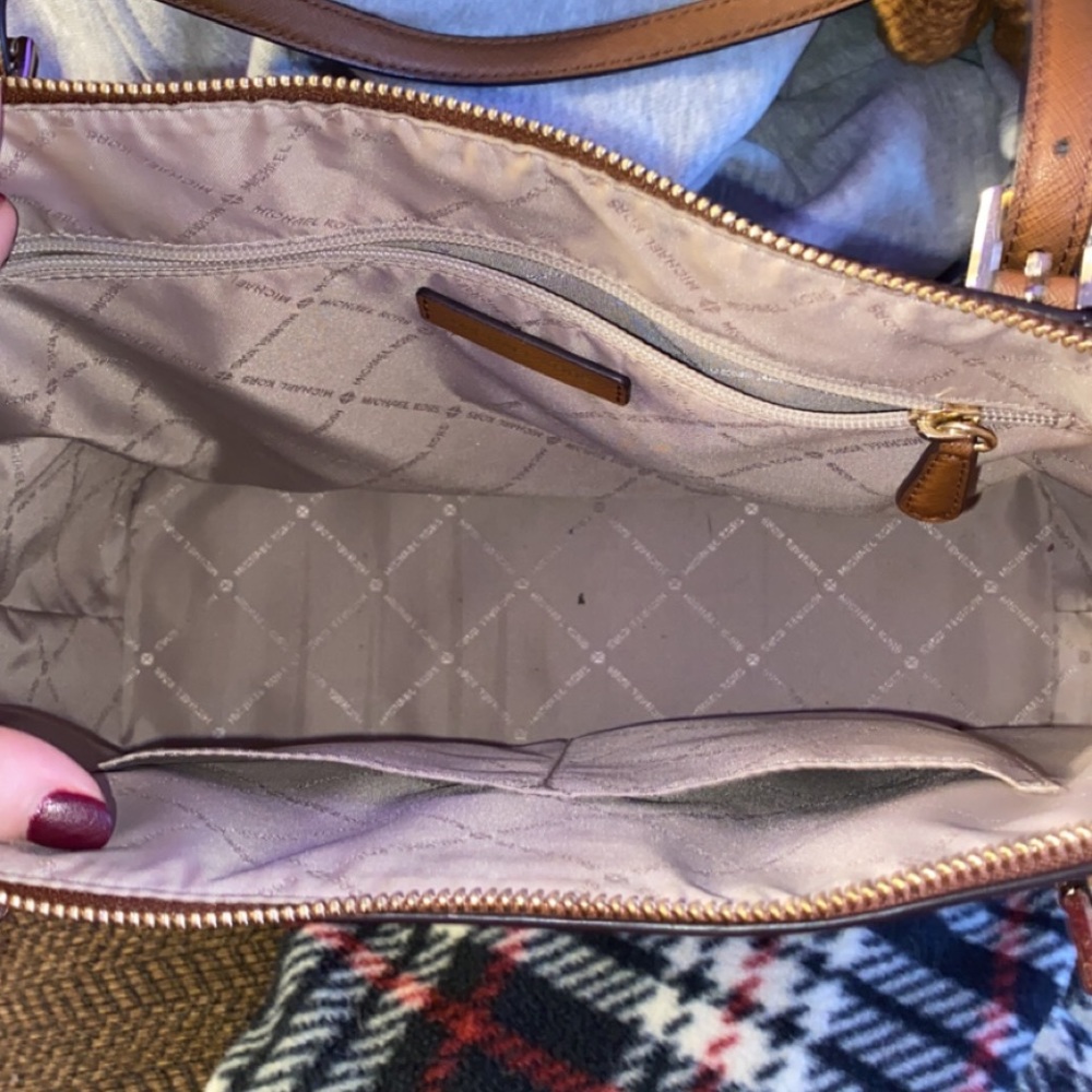Michael Kors purse